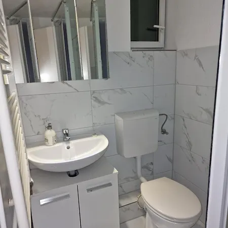 La Fontana לאנגלסהיים