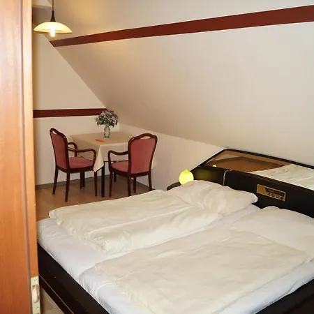 La Fontana Hotell *